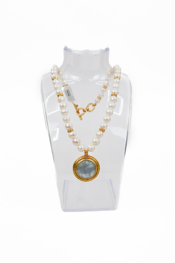 Julie Vos pearl and gold necklace (retail $195)