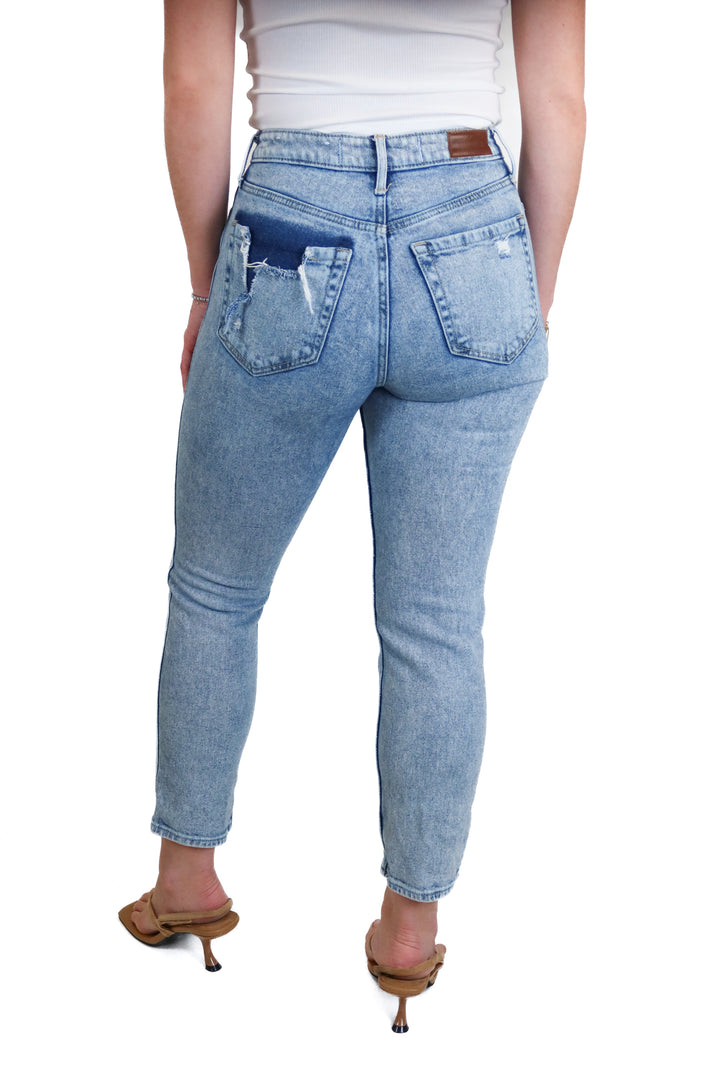 hollister curvy high-rise mom jean (0)