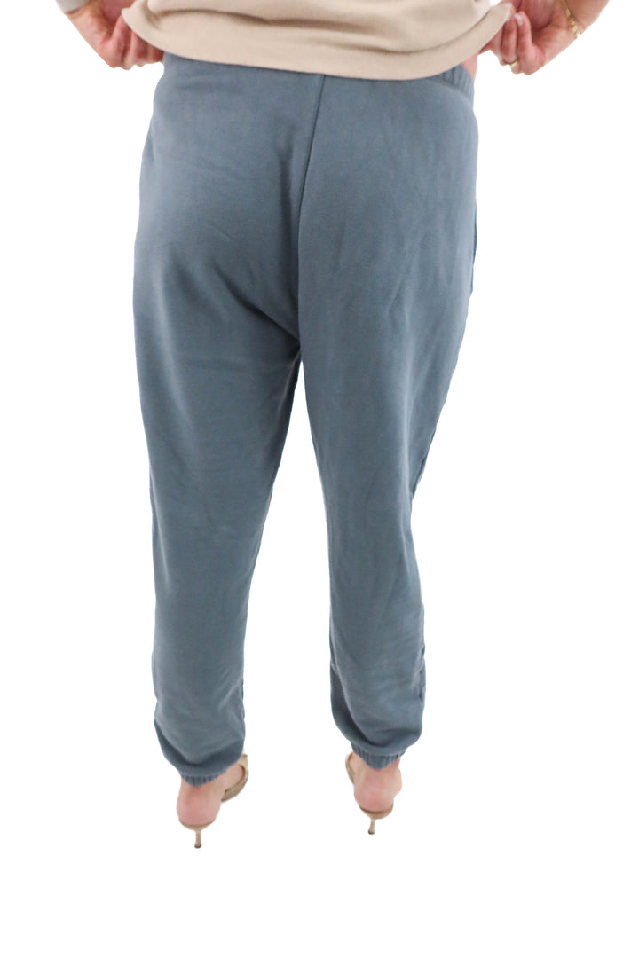 vuori joggers (M; retail $118)