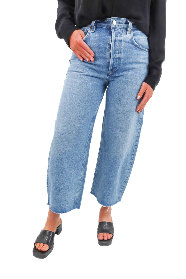 Citizens of Humanity ayla wide leg jeans (26; retail $268)