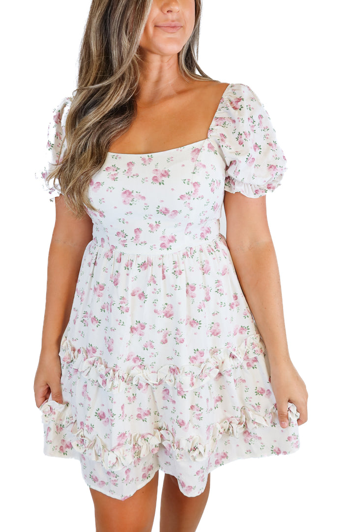 altard state ivory/pink floral ruffle dress NWT (M; Retail $74)