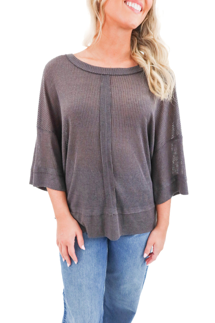 umgee dark grey ribbed tee (m)