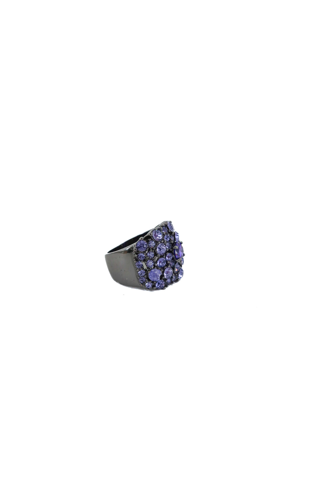 je t'aime by patti stanger purple crystal ring NWT (8; retail $60)