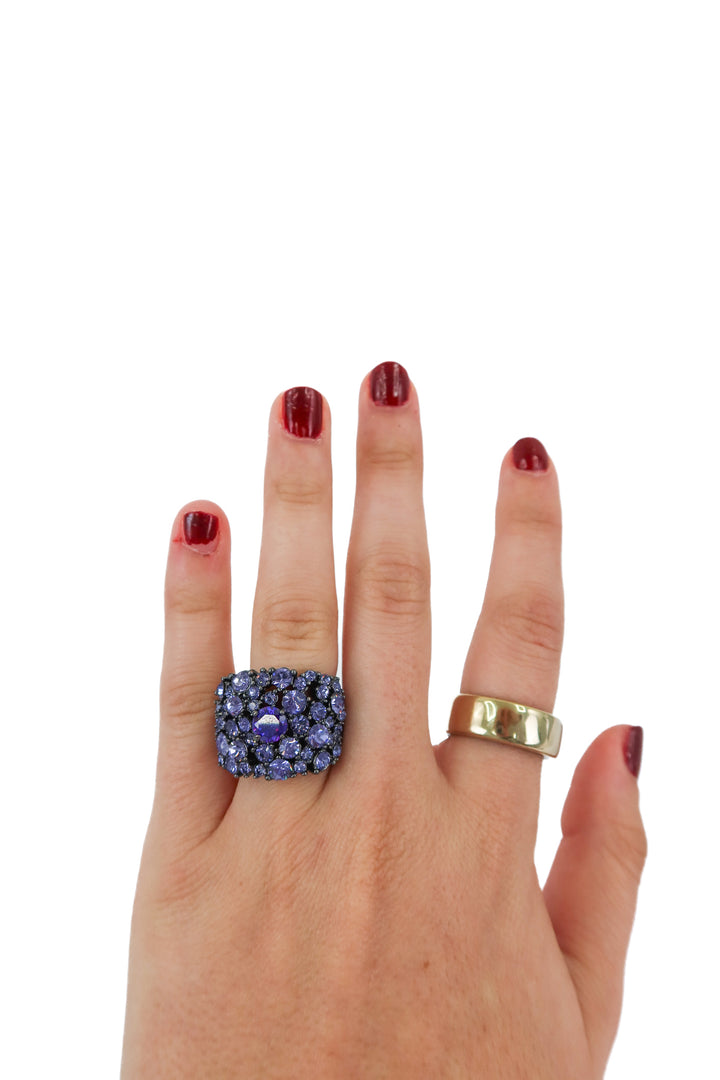 je t'aime by patti stanger purple crystal ring NWT (8; retail $60)