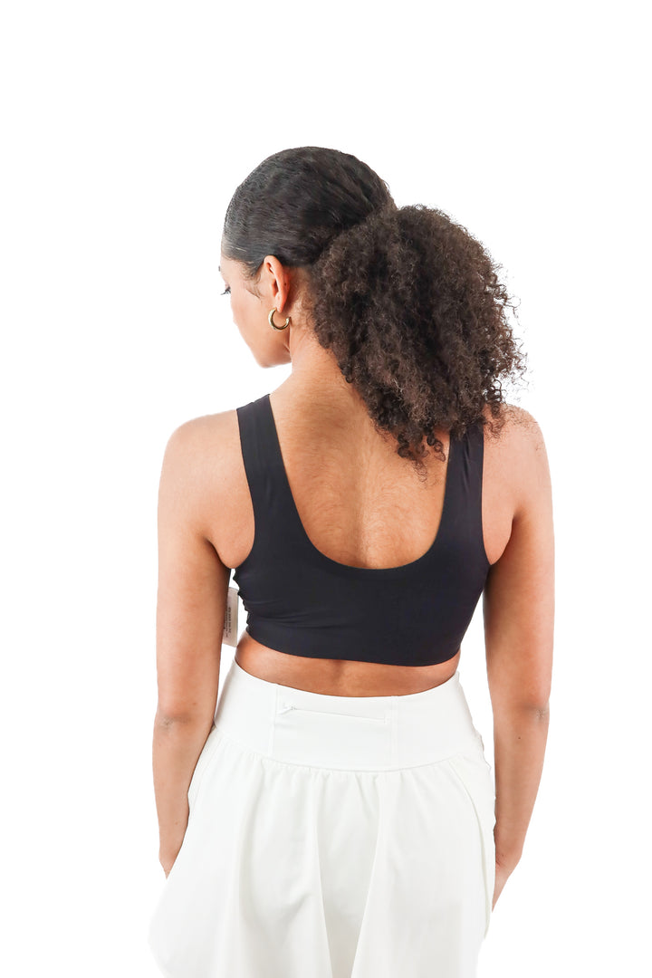 eby black bra (M)