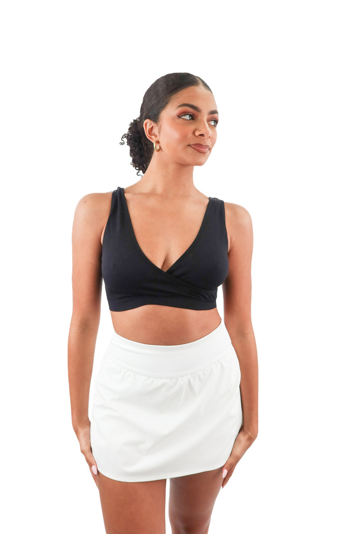 black v neck bra (M)