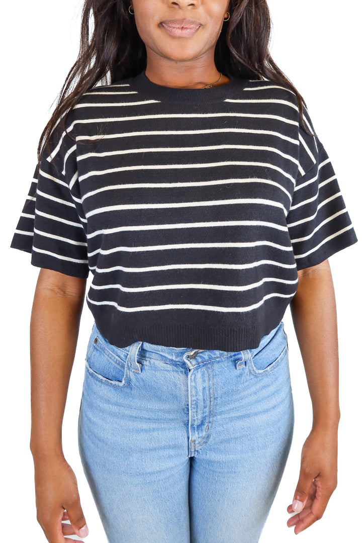 abercrombie knit black/white striped tee (S)