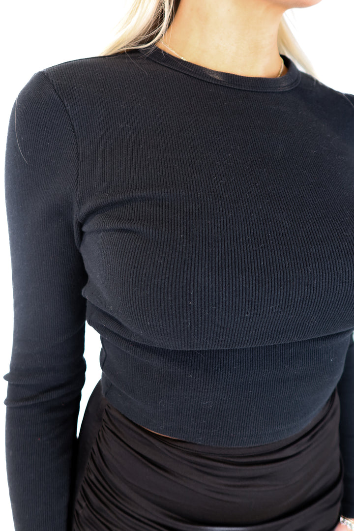 abercrombie & fitch black long sleeve top (S)