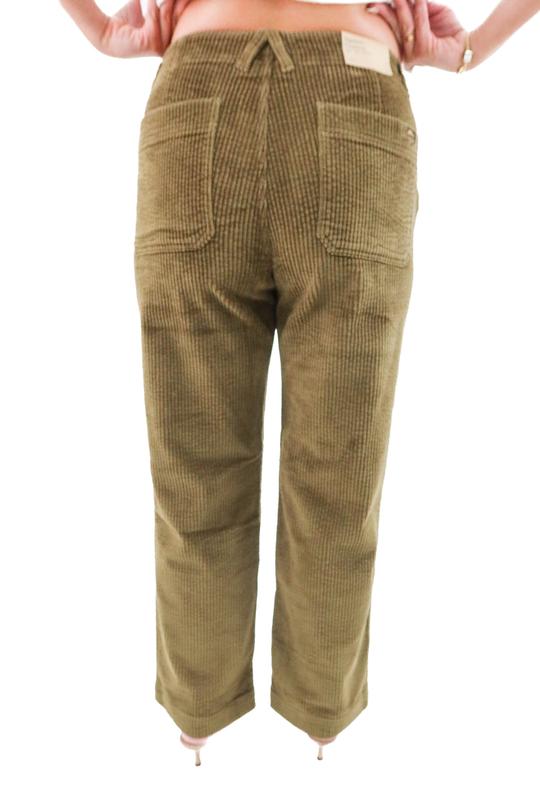 l.l. bean antique olive signature corduroy pants nwt (8; retail $129)
