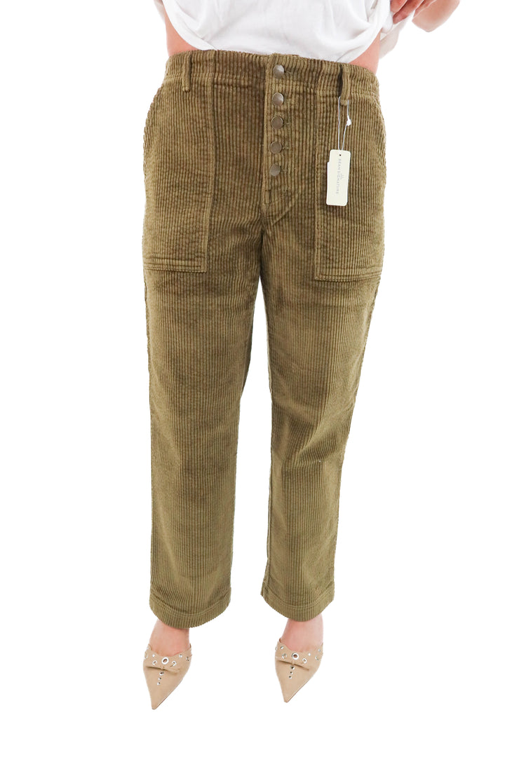l.l. bean antique olive signature corduroy pants nwt (8; retail $129)