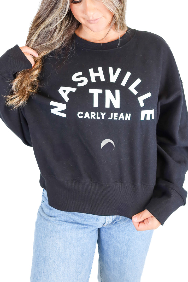 carly jean nashville tn black crewneck (m)