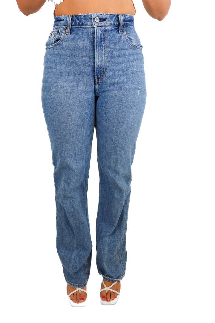 Abercrombie Curve Love 90s Relaxed High Rise Jean 27/4L)
