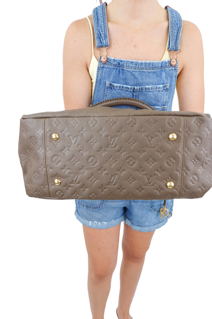 Louis Vuitton Empreinte Artsy MM (retail $3,800)