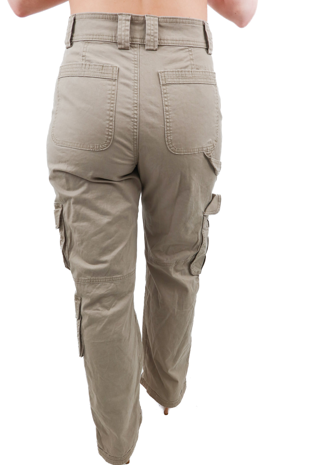 abercrombie & fitch khaki cargo pants (26; retail $90)