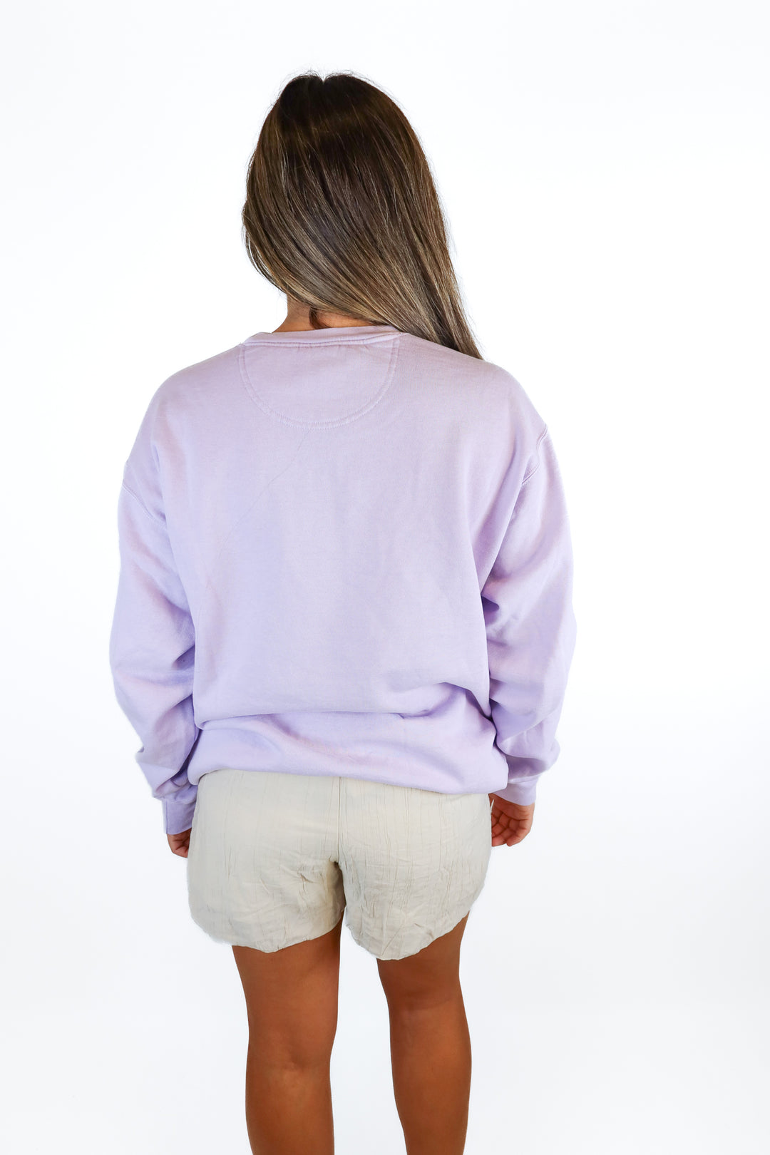 comfort colors lilac mom crewneck (L)