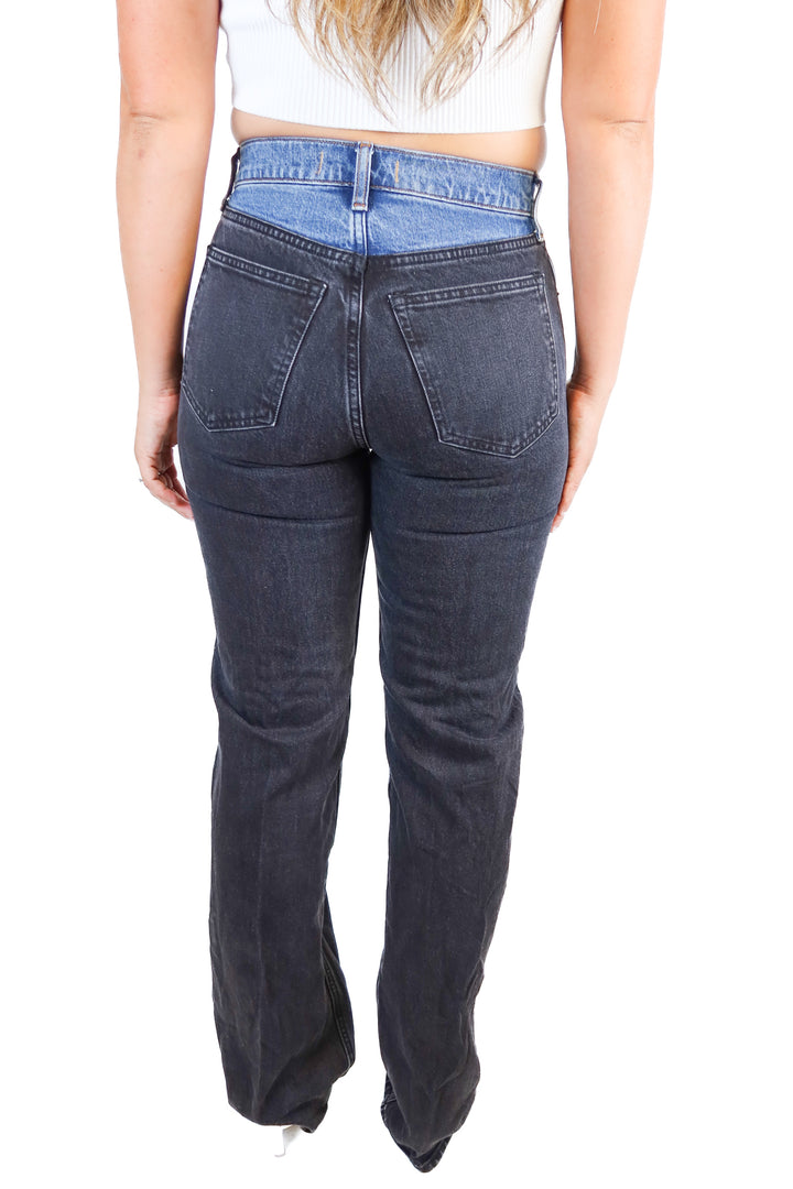 abercrombie two toned high rise 90's relaxed jeans (26/2L; retail $90)
