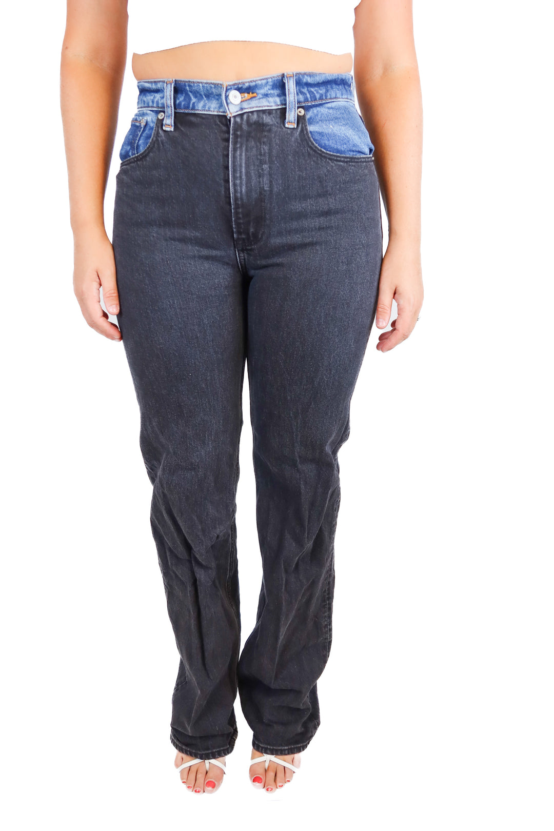 abercrombie two toned high rise 90's relaxed jeans (26/2L; retail $90)