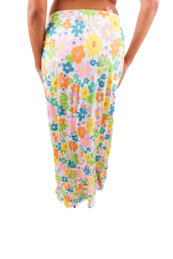 show me your mumu floral swim wrap skirt (m; retail $110)