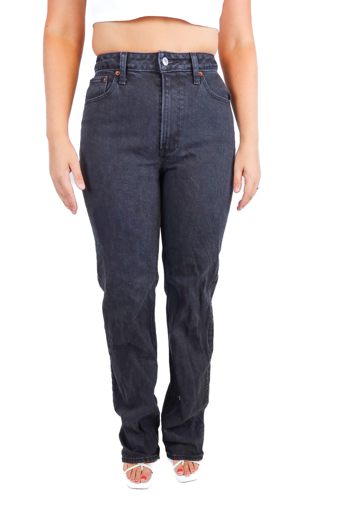 abercrombie black high rise 90's relaxed jeans (26/2extraL; retail $90)