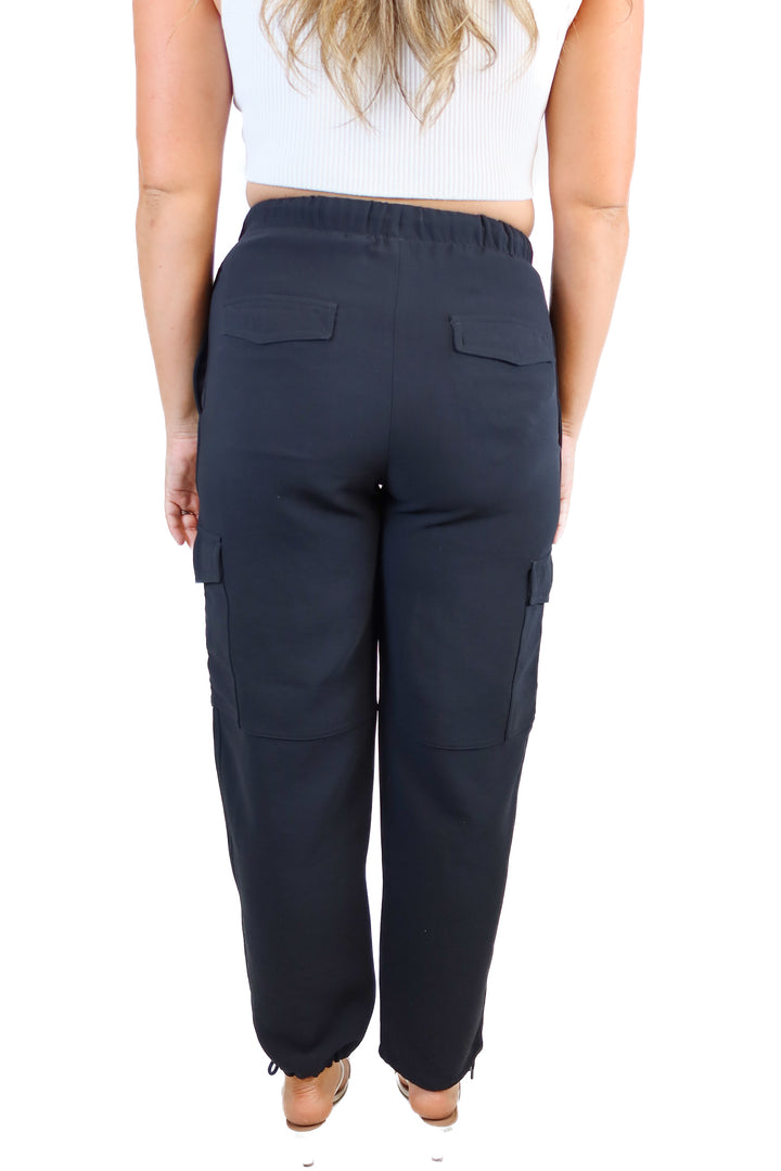 wilfred black cargo pants (4)