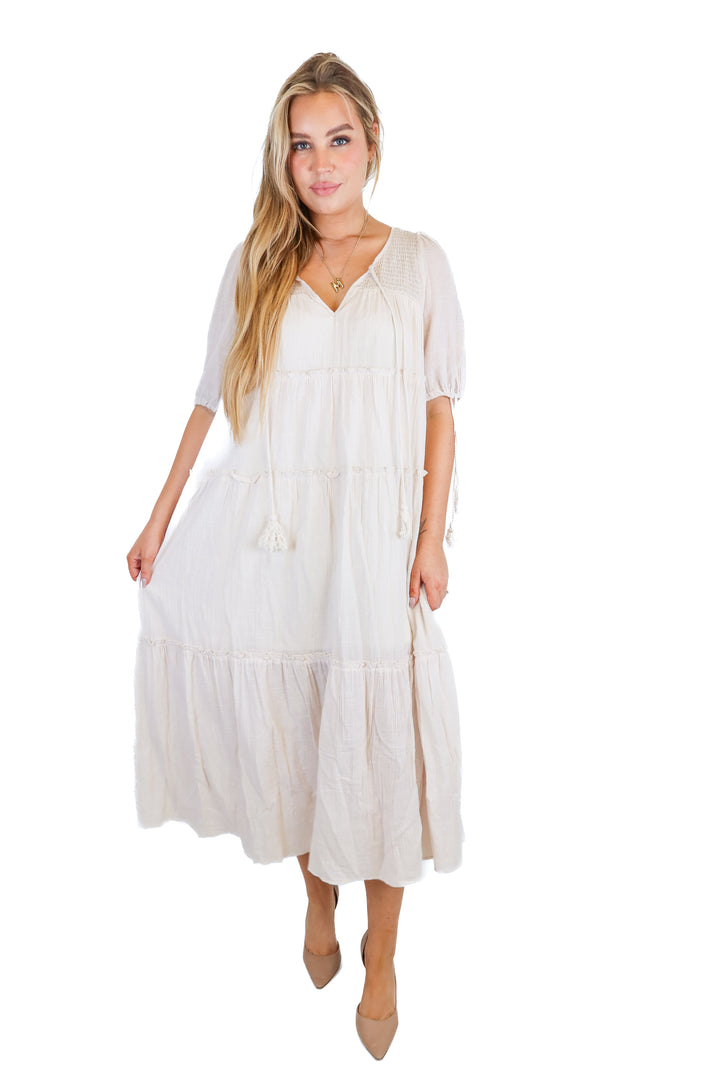 listicle beige tiered maxi dress (m)