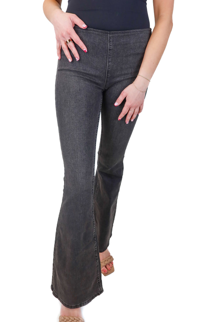 free people black pull on jeans NWT (26; retails $78)