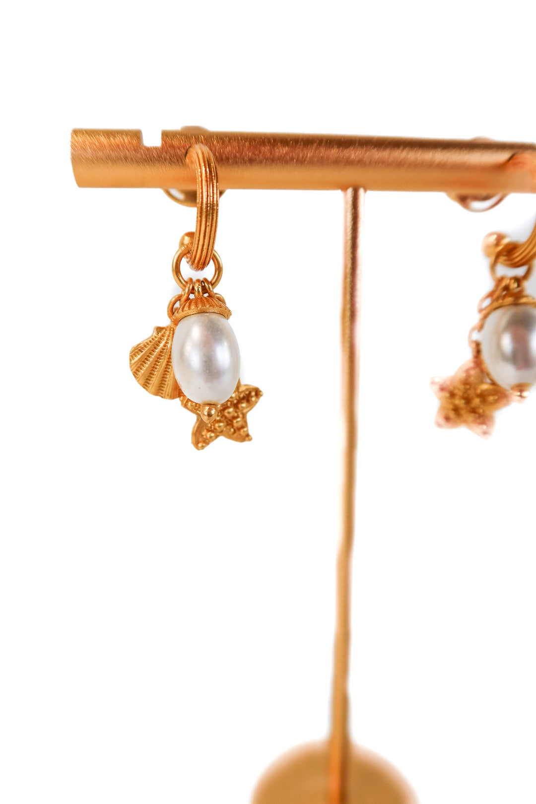 julie vos starfish/pearl earrings (retail $135)