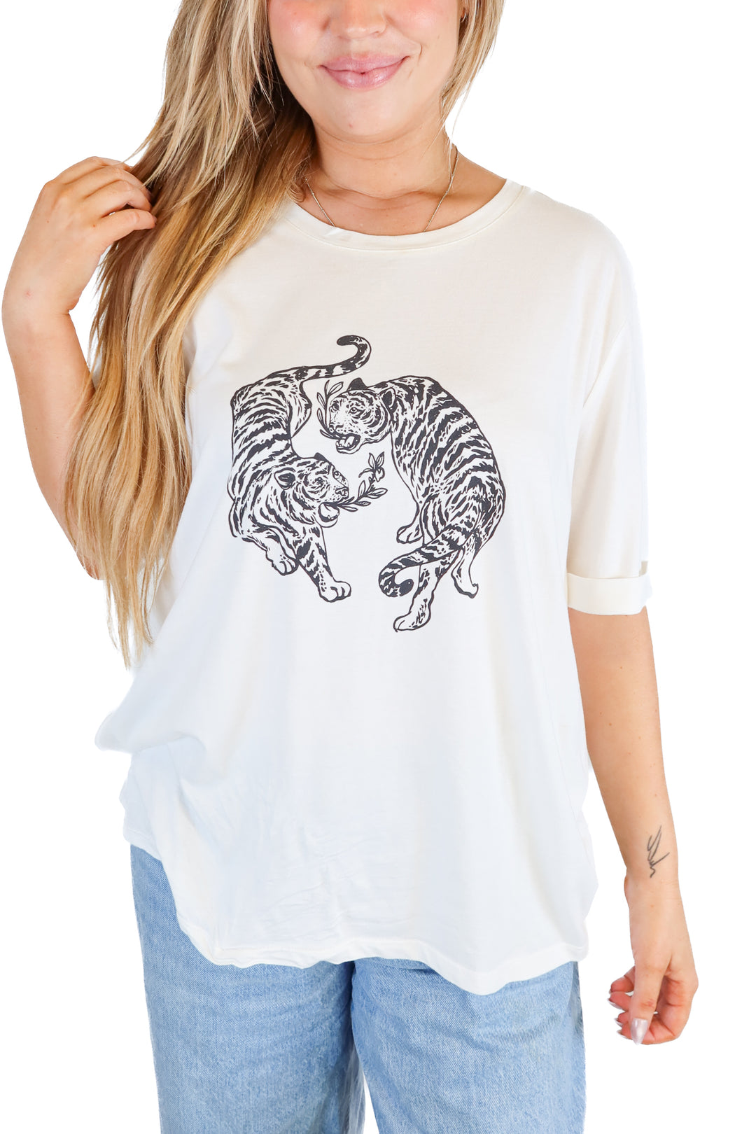 able white tiger graphic tee (xxl)