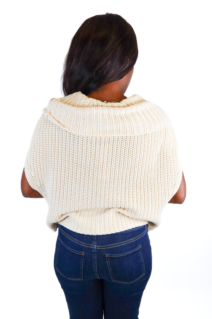 525 cream knit NWT (M; $119)