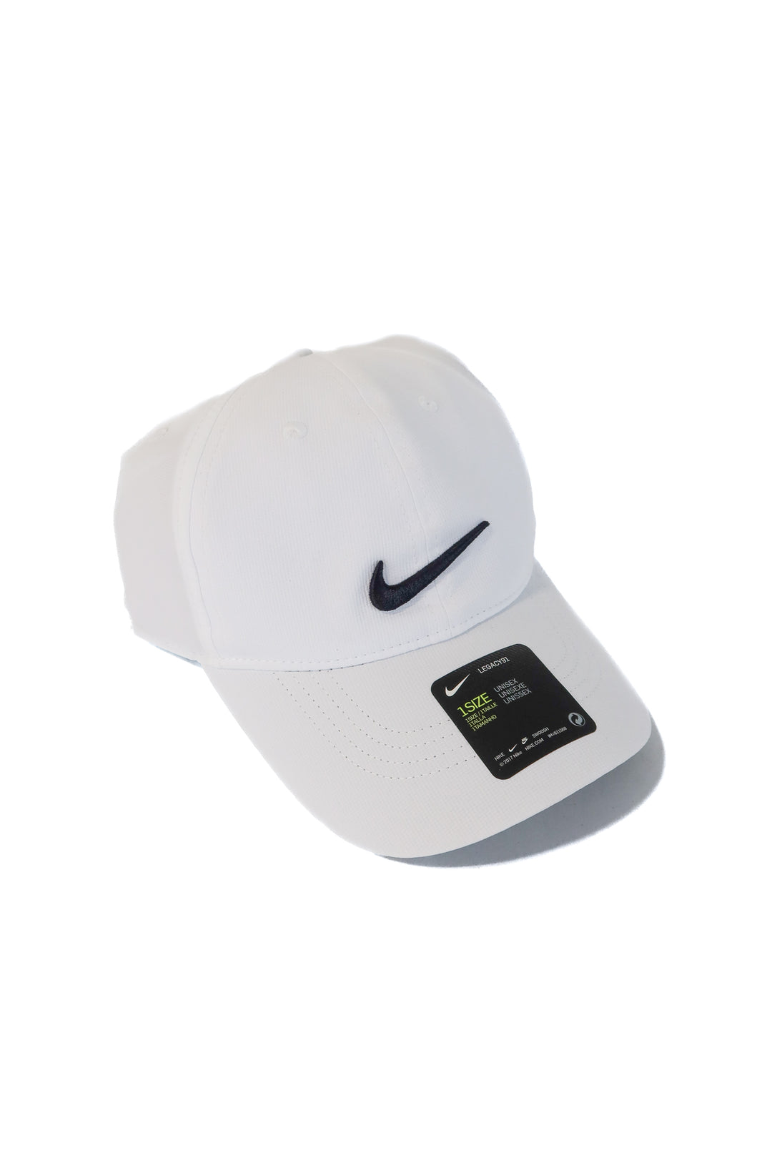 nike white hat NWT (retail $28)