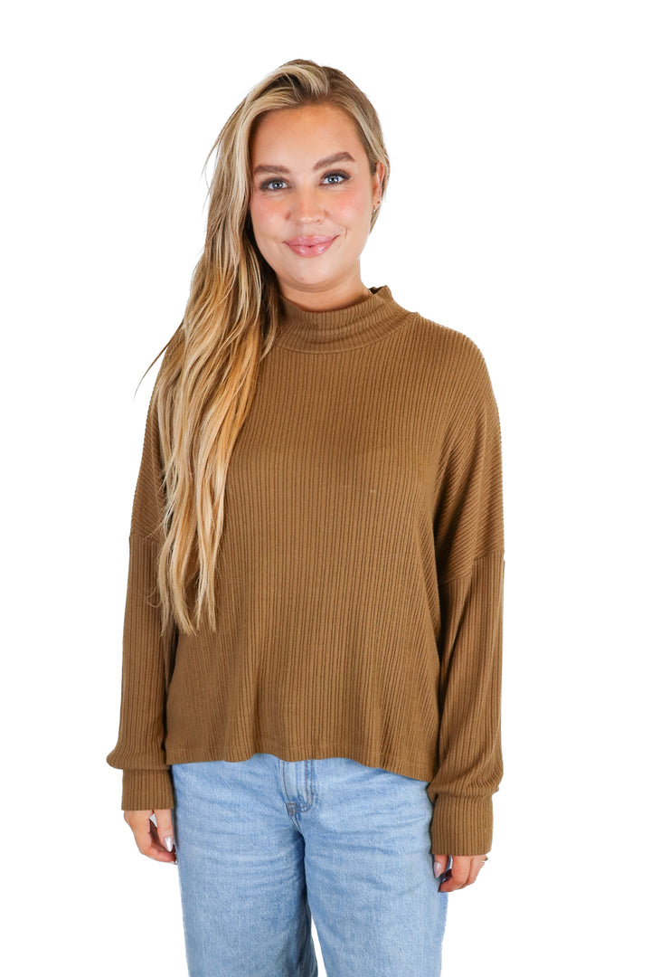 LNA Brown Ribbed Mock-neck Oversized Top (M)