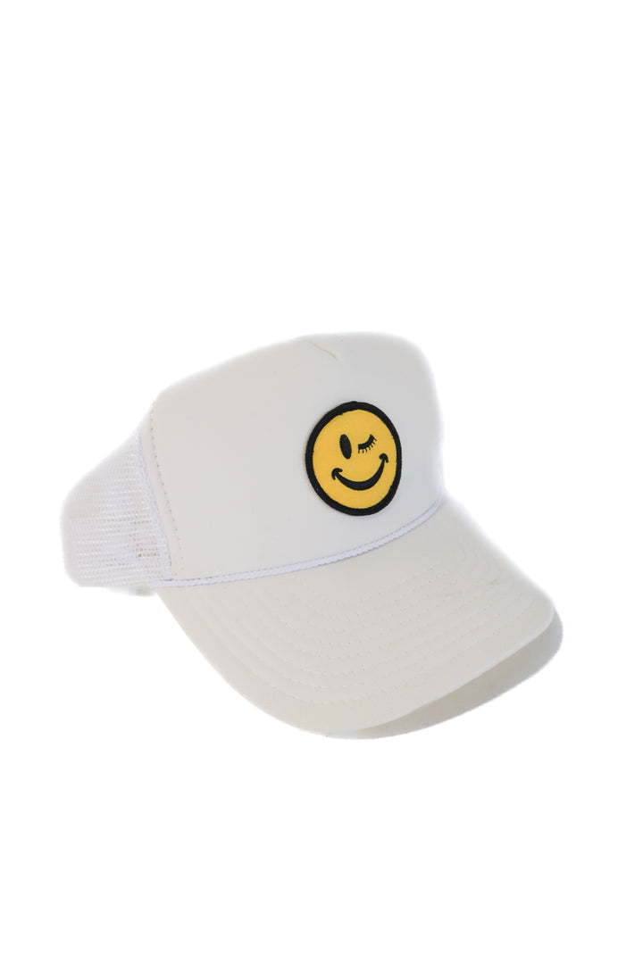 willow white smiley trucker hat NWT (retails $44)