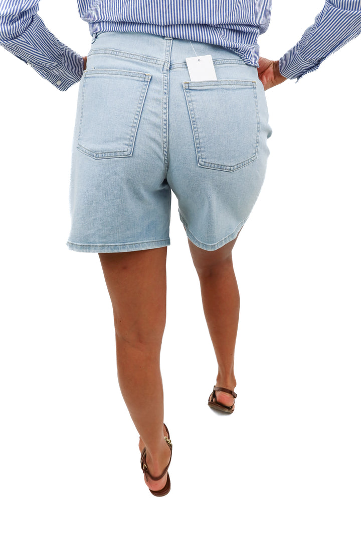 Spanx lightwash 7" denim shorts NWT (S + M; retail $88)