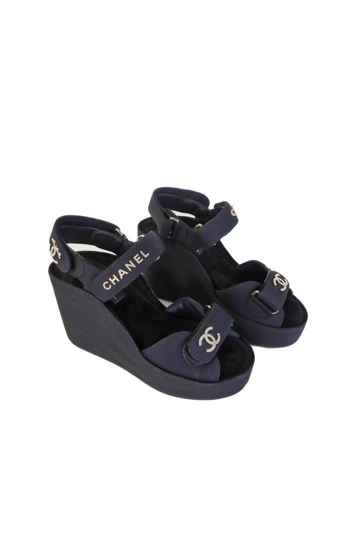 Chanel Black Grosgrain Platform Sandals NWT (39/ US8.5-9; retail $1,725)