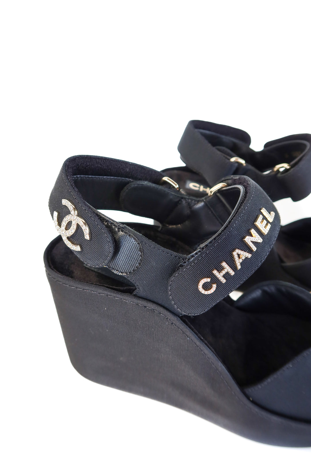 Chanel Black Grosgrain Platform Sandals NWT (39/ US8.5-9; retail $1,725)