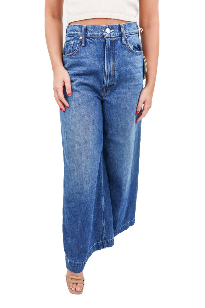 Mother The Headline Sneak Wideleg medium wash jeans (26; retail $288)