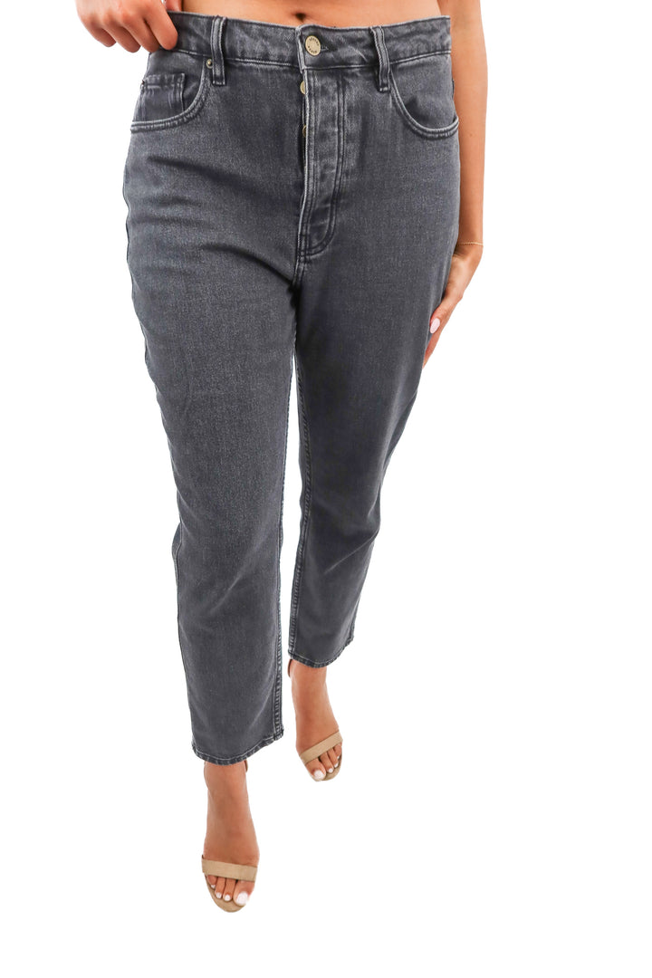 sezane black jeans (42/ US10; retail $125)