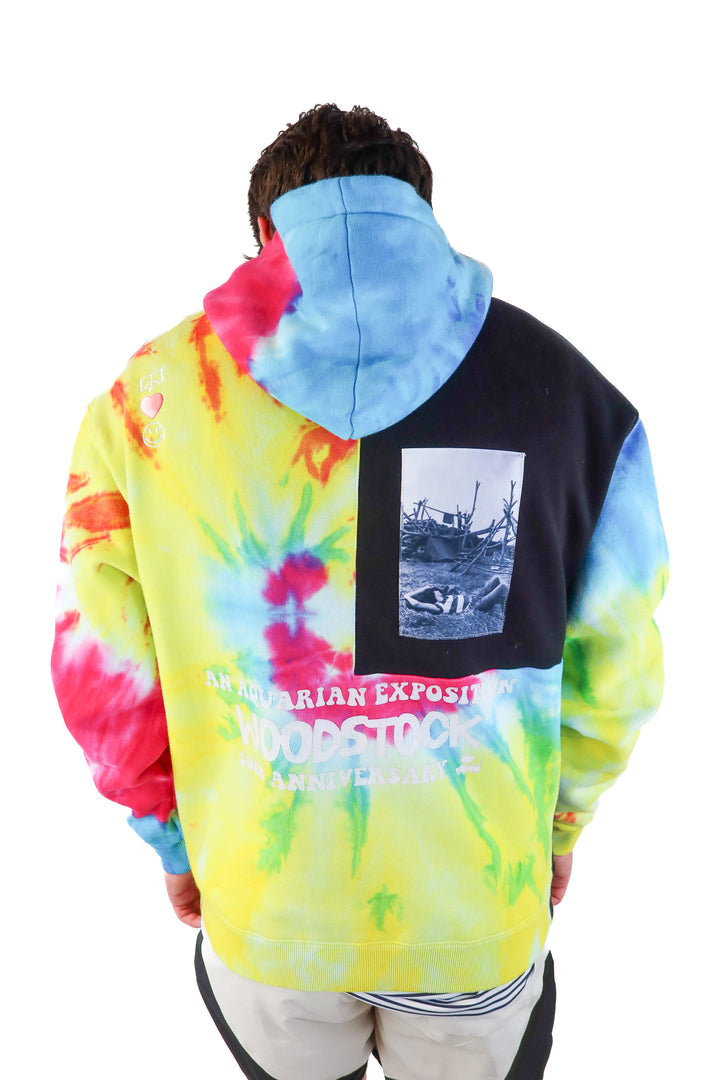 woodstock nice kicks tie dye hoodie (XL)