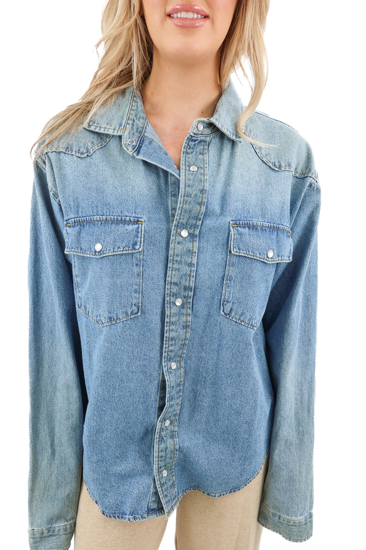 elwood chambray pearl snap button up NWT (M)