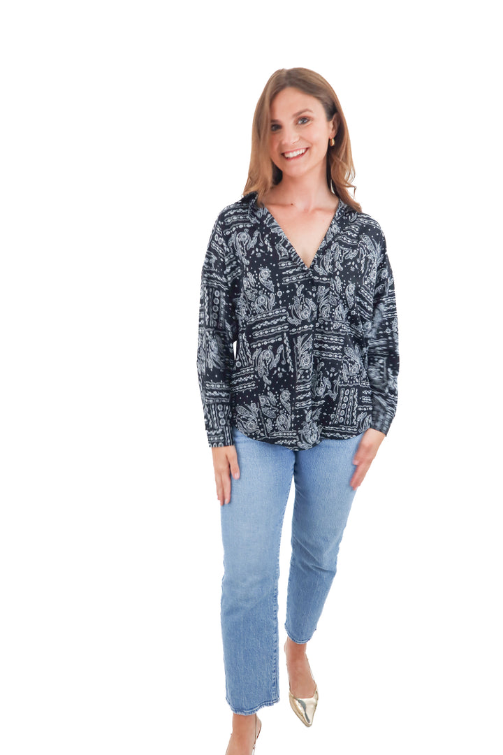 vici black and white paisley button up (s; retail $58)