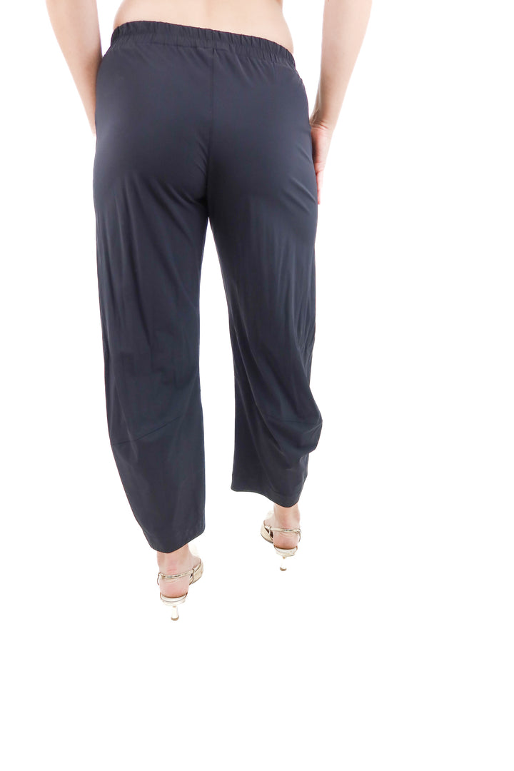 ruti black straight leg pant (6; retail $249)