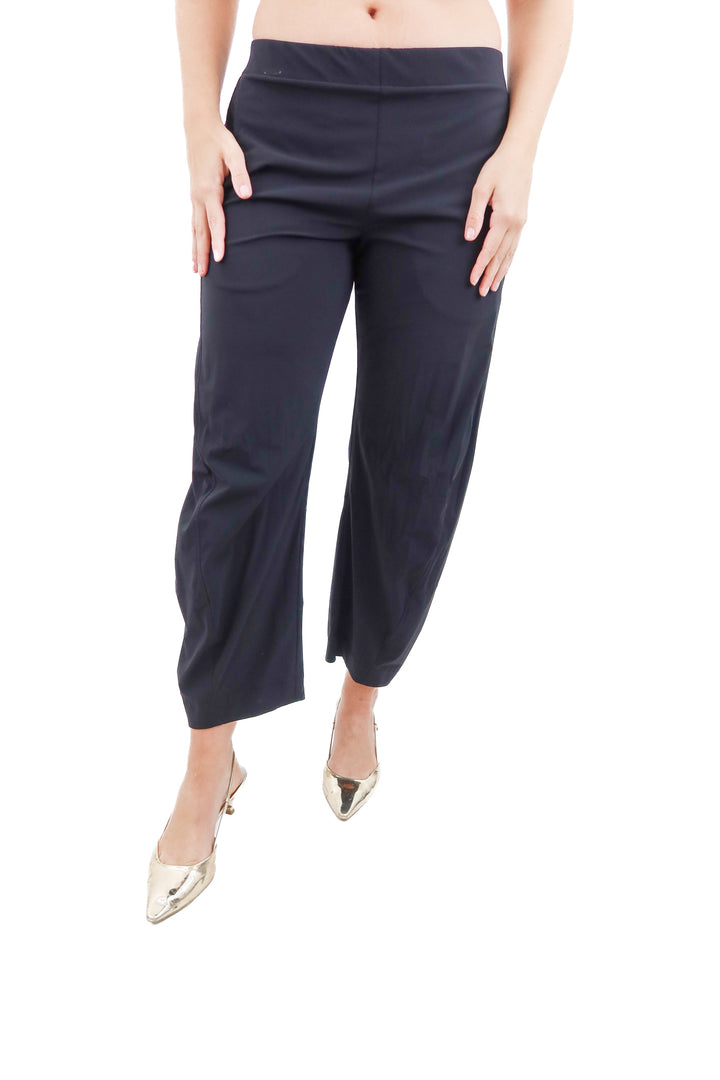 ruti black straight leg pant (6; retail $249)