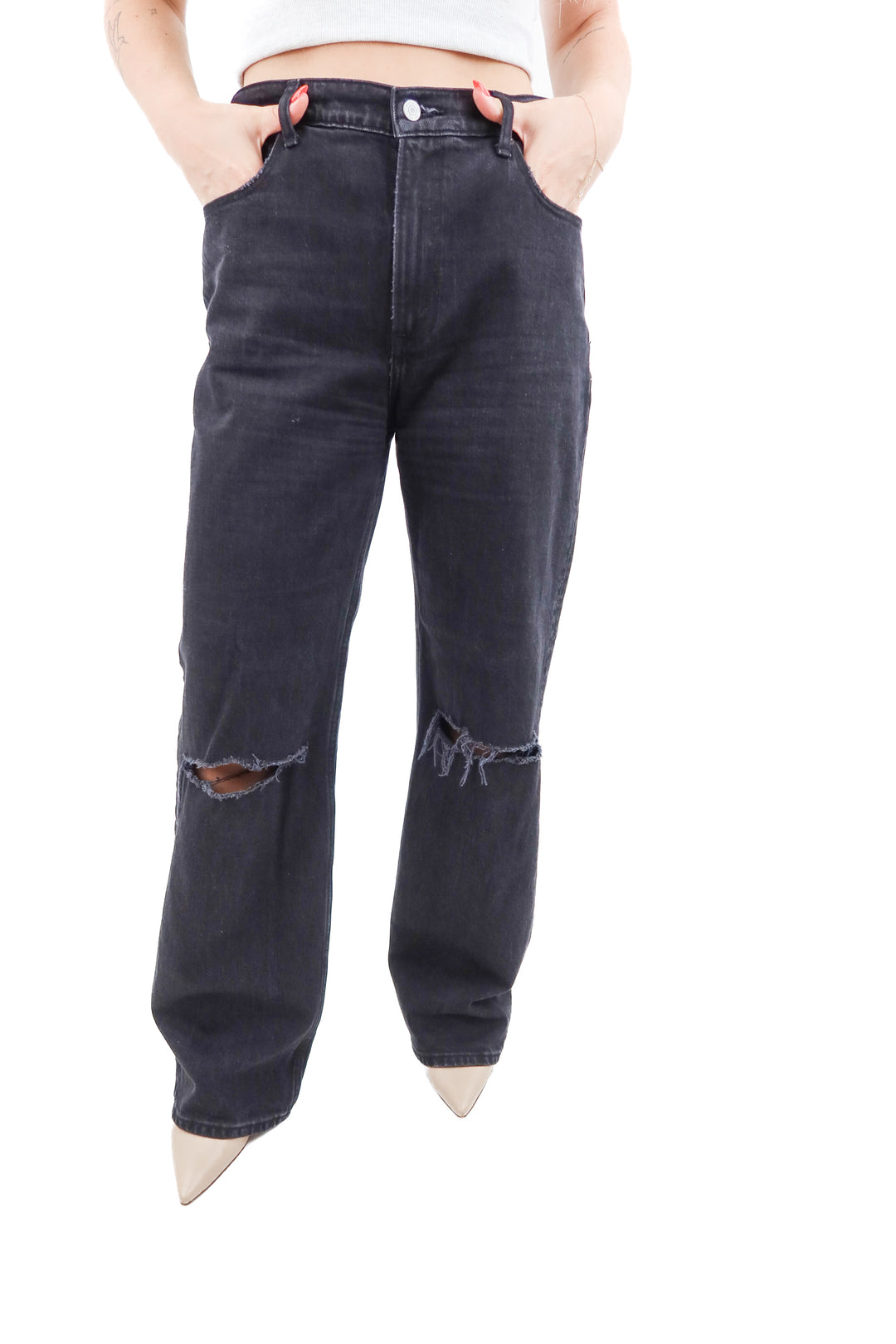 abercrombie & fitch black high rise the 90s relaxed ripped jeans (29; retail $90)