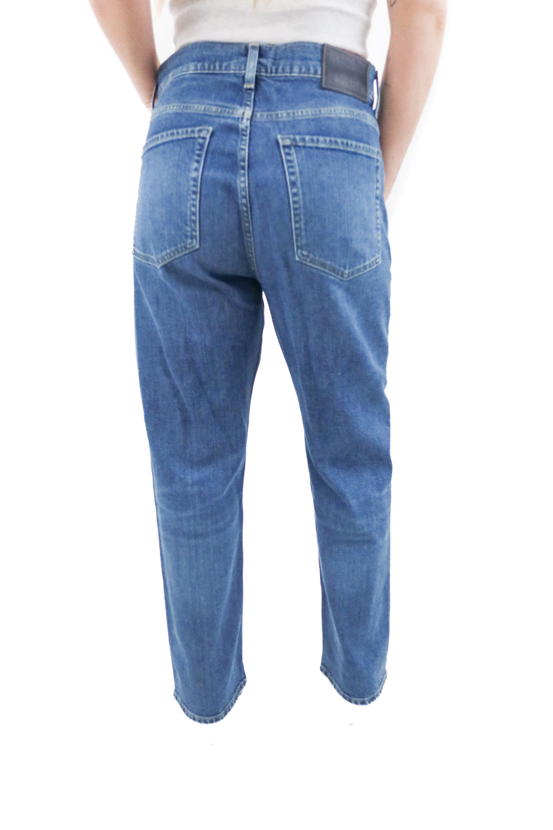 banana republic medium wash straight leg jeans (29; retail $120)