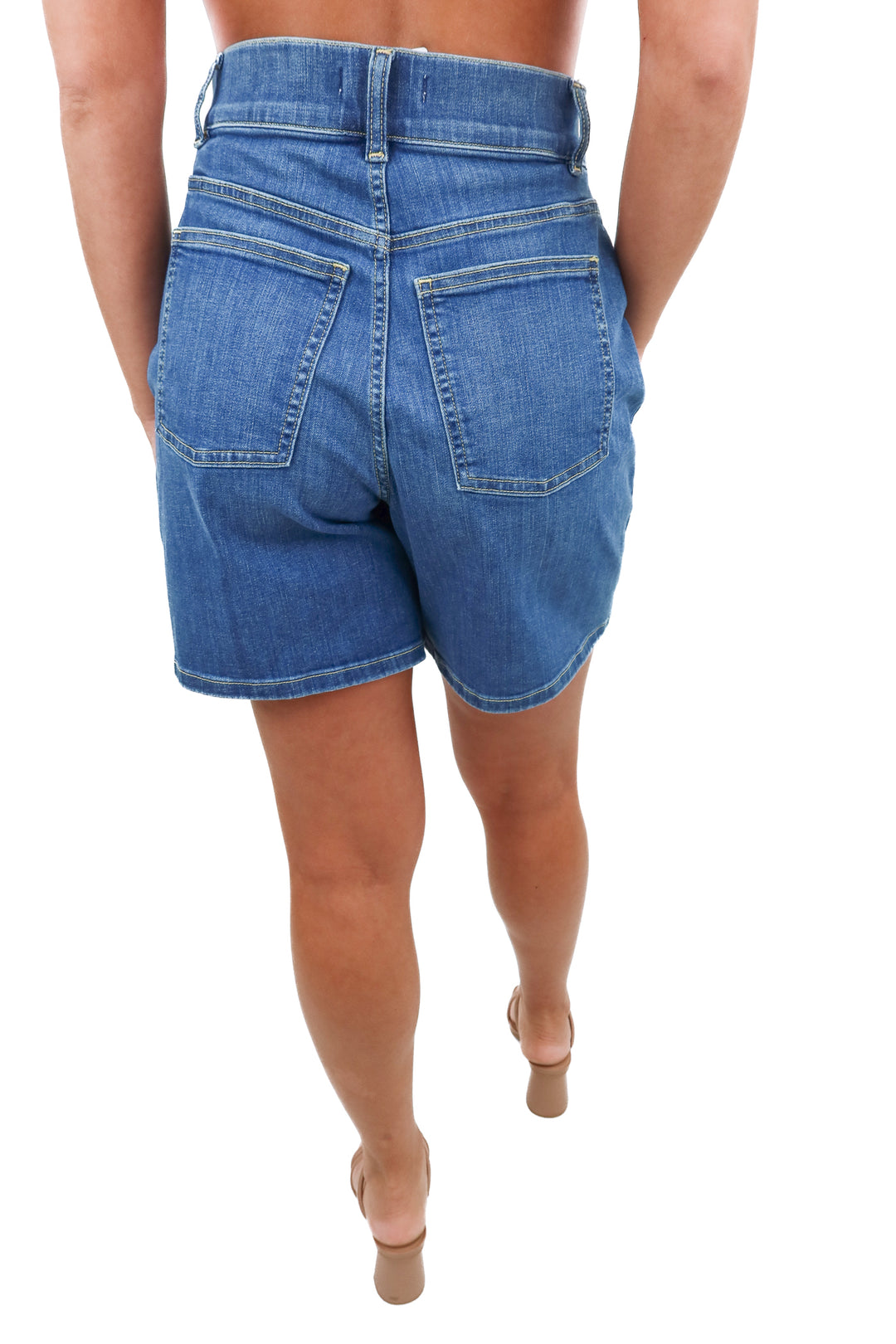 Spanx mediumwash 7" denim shorts NWT (S + M; retail $88)