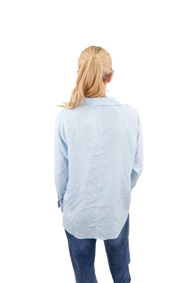Z Supply blue linen shirt (S; retail $79)