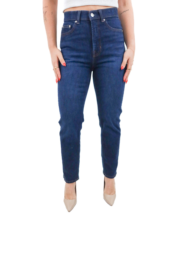 spanx dark wash straight leg jean (6; retail $158)