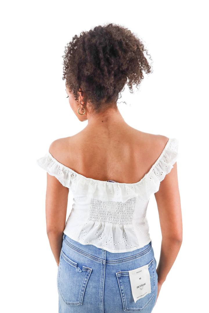 wild fable white eyelet ruffle top (M)