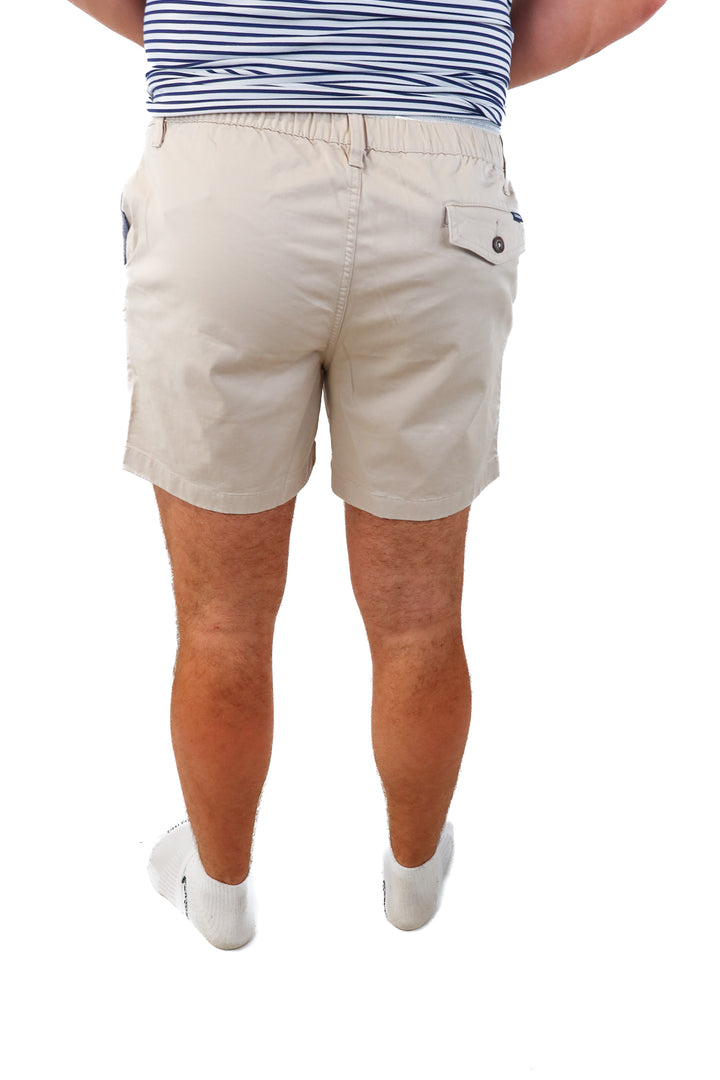 chubbies khaki shorts NWT (xl)