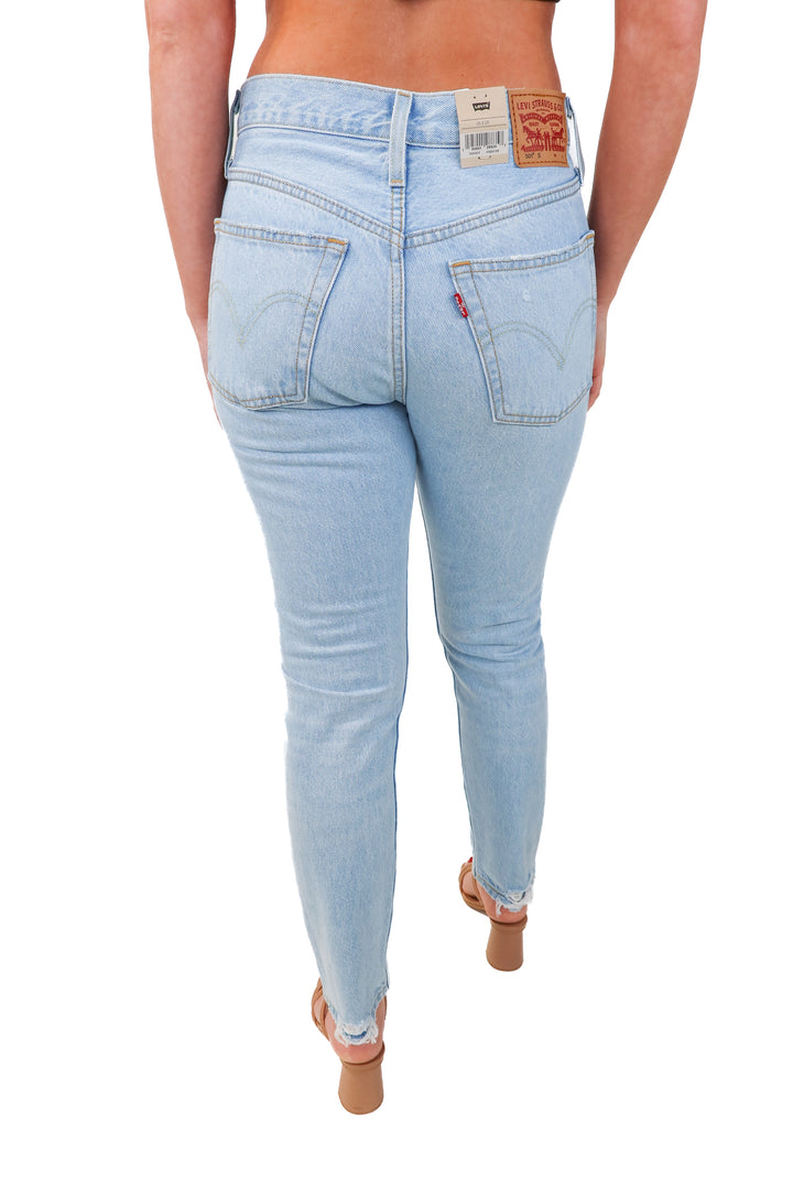 Levi’s light wash distressed straight leg jeans NWT (26)